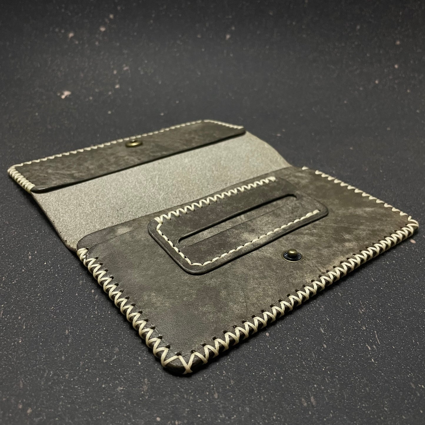 Tobacco Pouch.Ltd